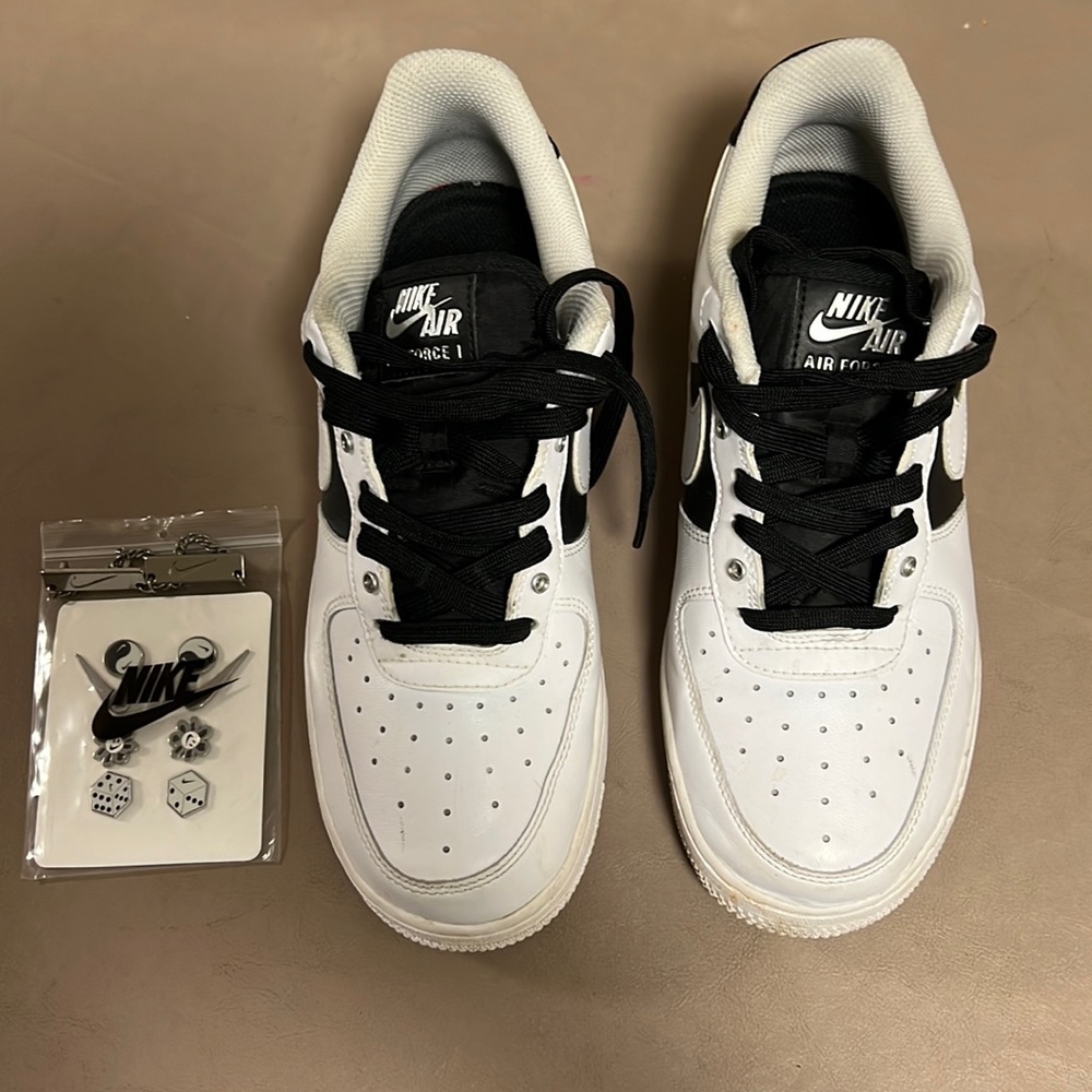 Air Force "Silver Chain - White'